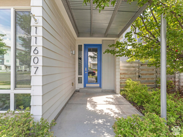 Photo 2 for MLS #2105671 at 11607 S Alexandria Dr