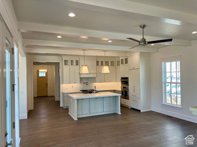 Photo 2 for MLS #2105686 at 10993 S Lake Island Dr #310