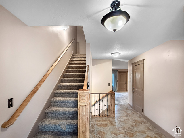 Photo 2 for MLS #2105696 at 2027 S Tyler View Way
