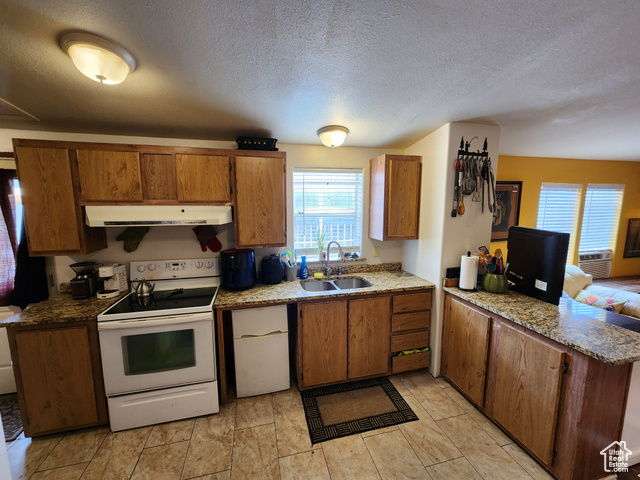 Photo 5 for MLS #2105707 at 5075 W 4700 South #89