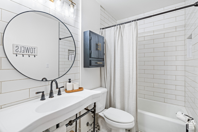 Photo 27 for MLS #2105708 at 7736 S Avondale Dr