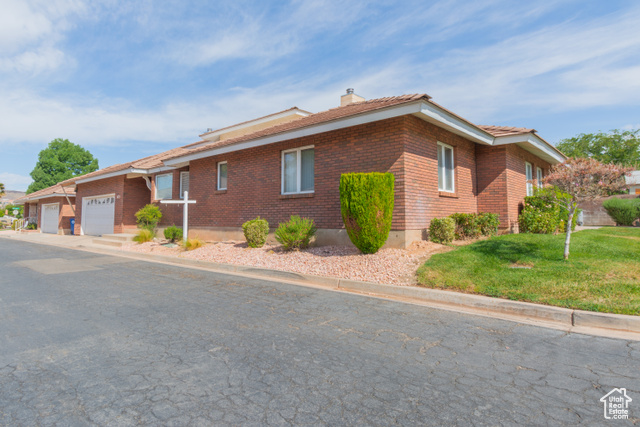 623 E 160 S, St George UT 84770