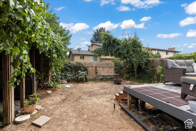 Photo 27 for MLS #2105736 at 444 E Acoma Rd