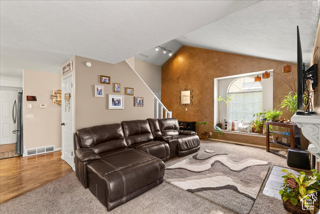 Photo 8 for MLS #2105736 at 444 E Acoma Rd
