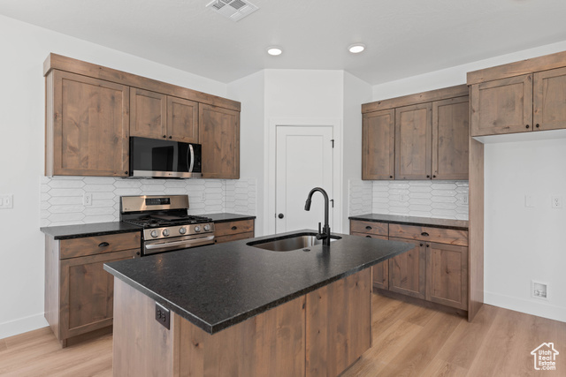 Photo 17 for MLS #2105753 at 355 W Rosie Loop #25W