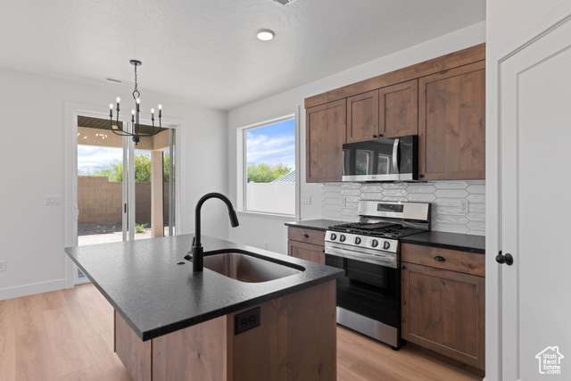 Photo 16 for MLS #2105753 at 355 W Rosie Loop #25W
