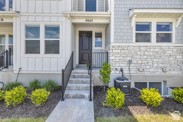 Photo 3 for MLS #2105754 at 4541 W Watchmen Way