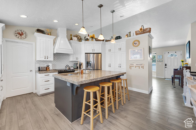 Photo 7 for MLS #2105762 at 4246 W Ascot Downs Dr