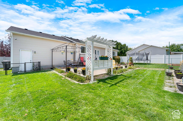 Photo 22 for MLS #2105762 at 4246 W Ascot Downs Dr