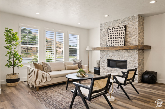 Photo 9 for MLS #2105771 at 228 N 350 East #102