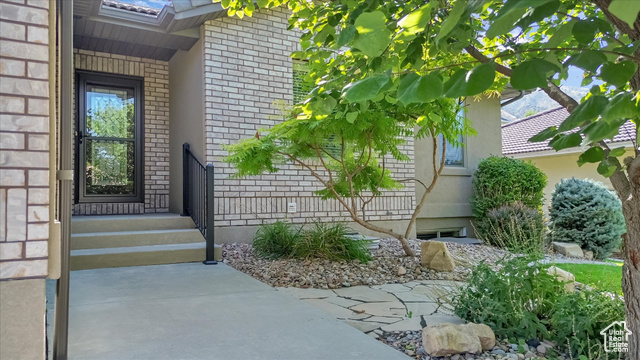 Photo 3 for MLS #2105783 at 14 Shadow Mountain Dr