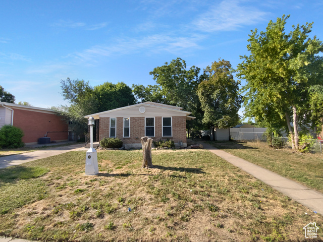 485 W 100 N, Layton UT 84041