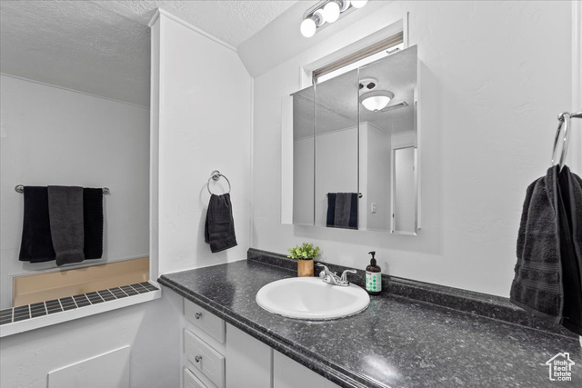 Photo 24 for MLS #2105798 at 2875 N Hill Field Rd #17