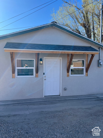 Photo 11 for MLS #2105809 at 617 E Driggs Ave