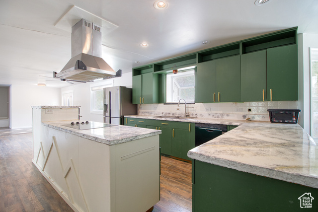 Photo 6 for MLS #2105813 at 2017 Polk Ave