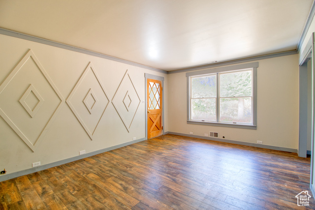 Photo 11 for MLS #2105813 at 2017 Polk Ave