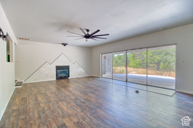 Photo 5 for MLS #2105813 at 2017 Polk Ave