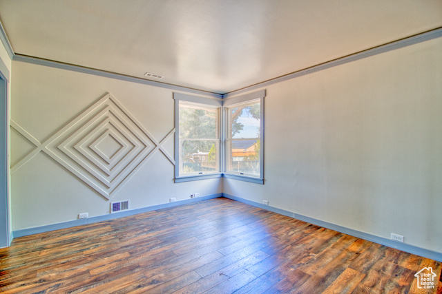 Photo 10 for MLS #2105813 at 2017 Polk Ave