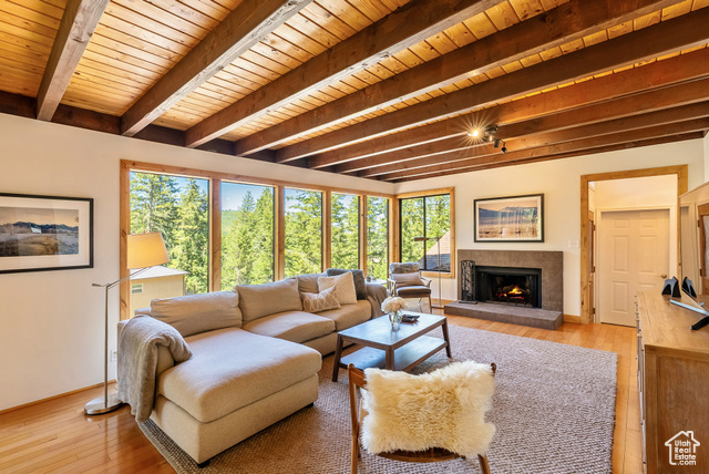 Photo 8 for MLS #2105817 at 485 Upper Evergreen Dr