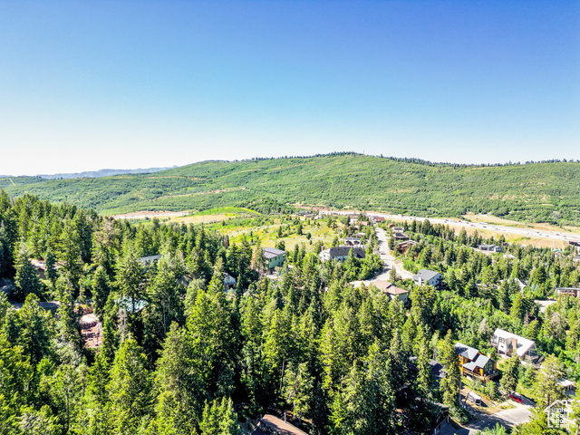 Photo 45 for MLS #2105817 at 485 Upper Evergreen Dr