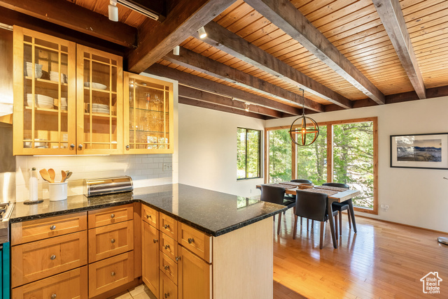 Photo 13 for MLS #2105817 at 485 Upper Evergreen Dr