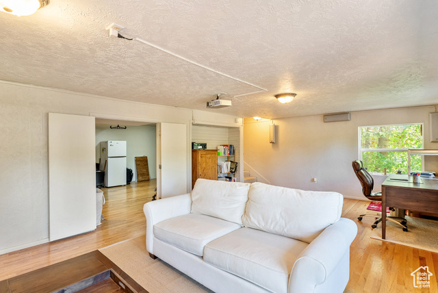 Photo 34 for MLS #2105817 at 485 Upper Evergreen Dr