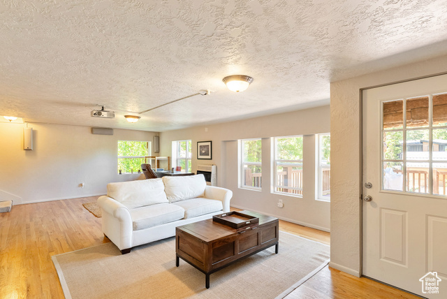 Photo 37 for MLS #2105817 at 485 Upper Evergreen Dr