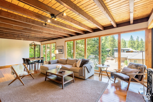 Photo 9 for MLS #2105817 at 485 Upper Evergreen Dr