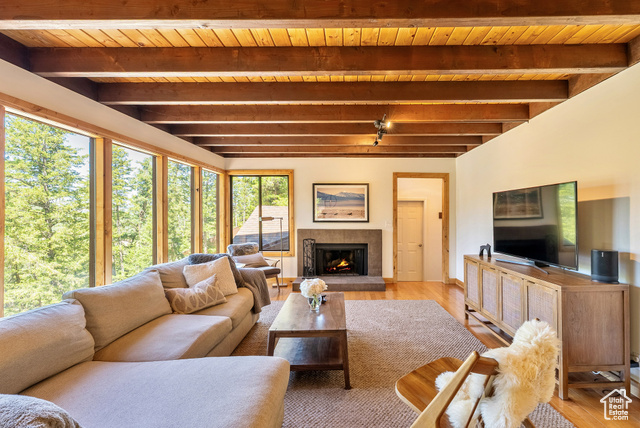 Photo 7 for MLS #2105817 at 485 Upper Evergreen Dr
