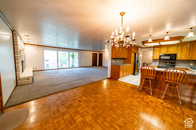 Photo 16 for MLS #2105827 at 349 Crestview Dr