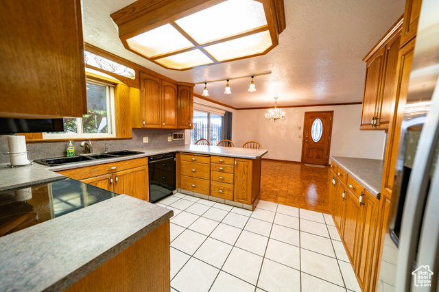 Photo 19 for MLS #2105827 at 349 Crestview Dr
