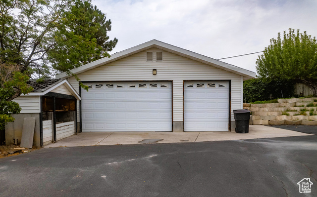 Photo 53 for MLS #2105827 at 349 Crestview Dr