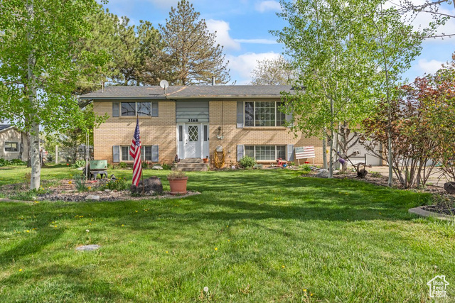 3168 W 1300 N, Clinton UT 84015