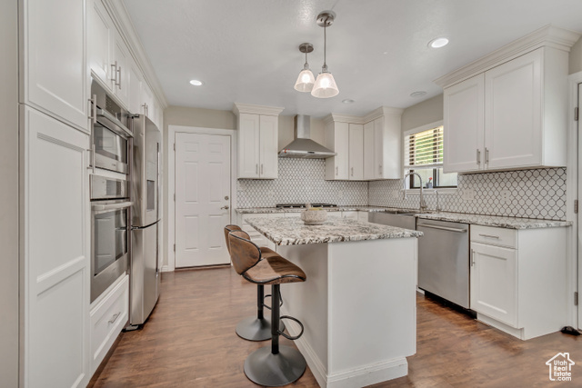 Photo 11 for MLS #2105855 at 10094 N Oak Rd