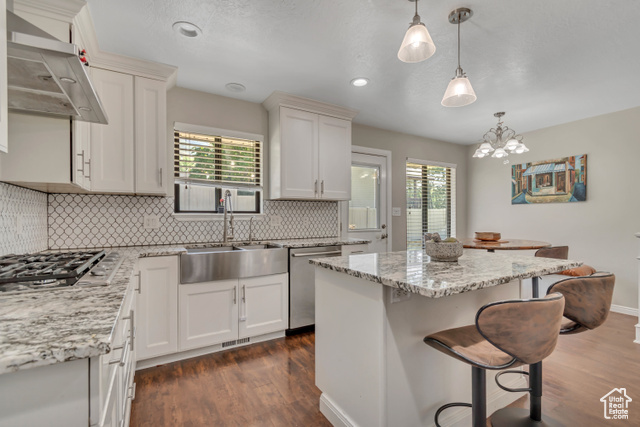 Photo 13 for MLS #2105855 at 10094 N Oak Rd