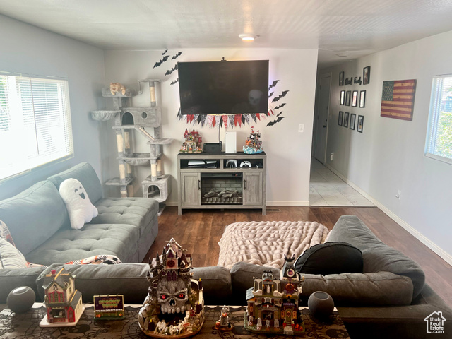 Photo 4 for MLS #2105859 at 1350 W 300 North #49