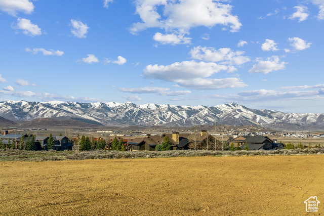 Photo 18 for MLS #2105866 at 2802 Hills Ridge Rd