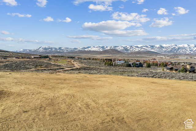 Photo 11 for MLS #2105866 at 2802 Hills Ridge Rd