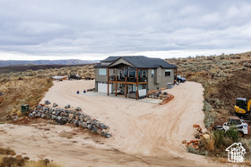 Photo 4 for MLS #2105874 at 388 W Cricket Cir