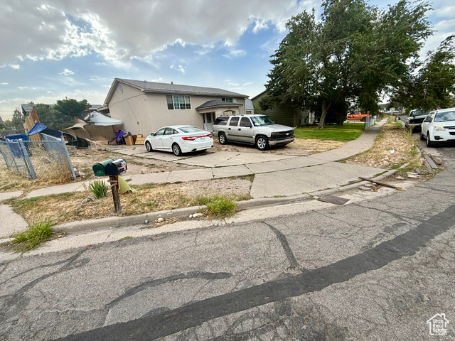 Photo 3 for MLS #2105879 at 5242 S Hamlet Cir