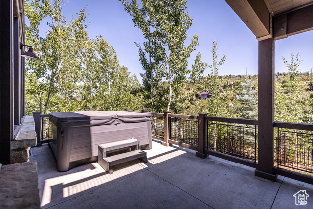 Photo 32 for MLS #2105893 at 158 Ridge Ave