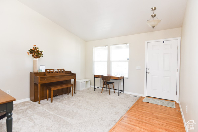 Photo 13 for MLS #2105903 at 1129 S Apricot Cir