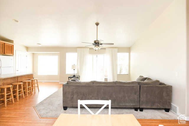 Photo 15 for MLS #2105903 at 1129 S Apricot Cir