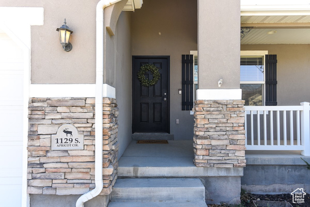 Photo 10 for MLS #2105903 at 1129 S Apricot Cir