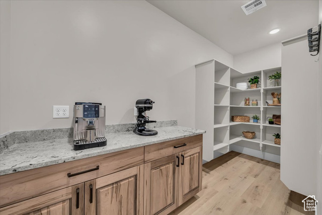 Photo 8 for MLS #2105912 at 2231 S 2925 West