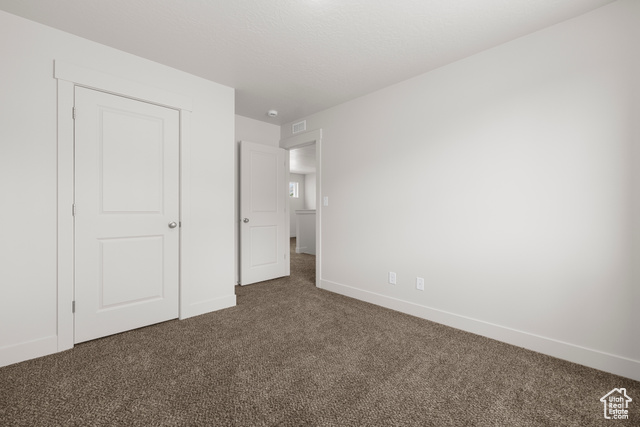 Photo 17 for MLS #2105913 at 4013 S Woodland Ave #324