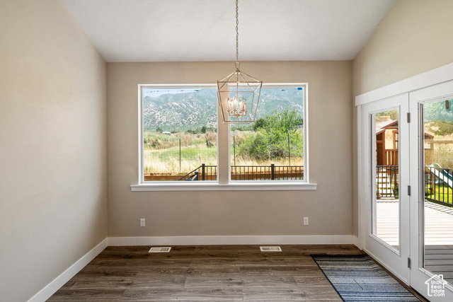 Photo 8 for MLS #2105921 at 873 S 250 East