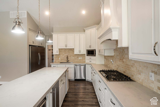 Photo 6 for MLS #2105921 at 873 S 250 East