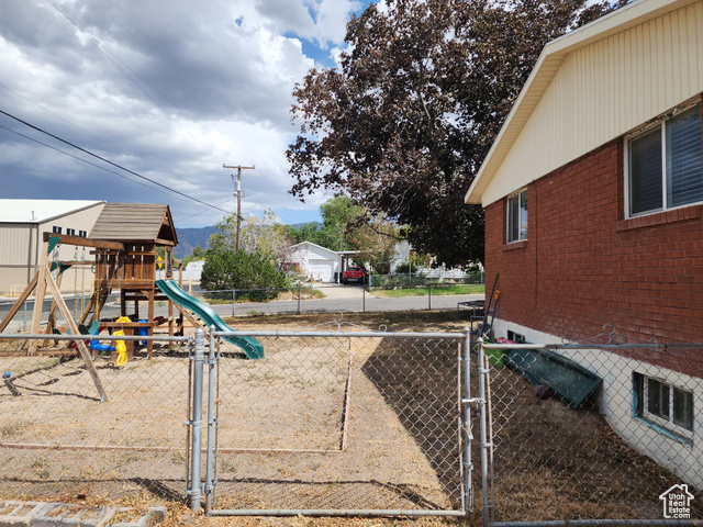 Photo 2 - 449 Marvista Ln, Tooele UT 84074