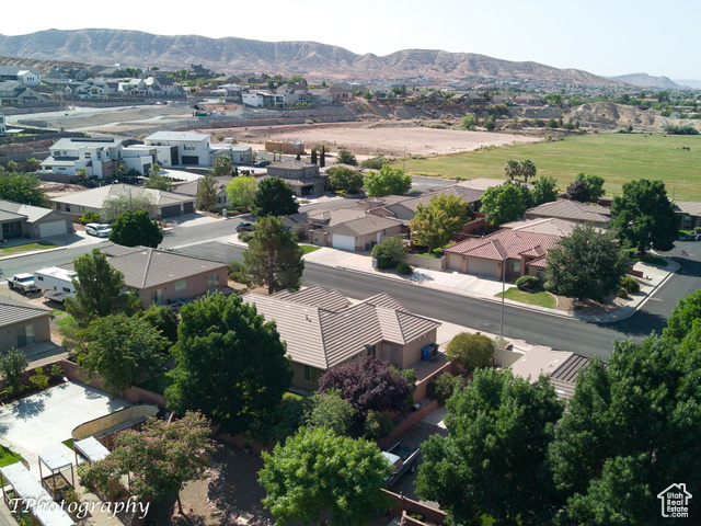 Photo 32 for MLS #2105932 at 753 E Castle Stone Dr